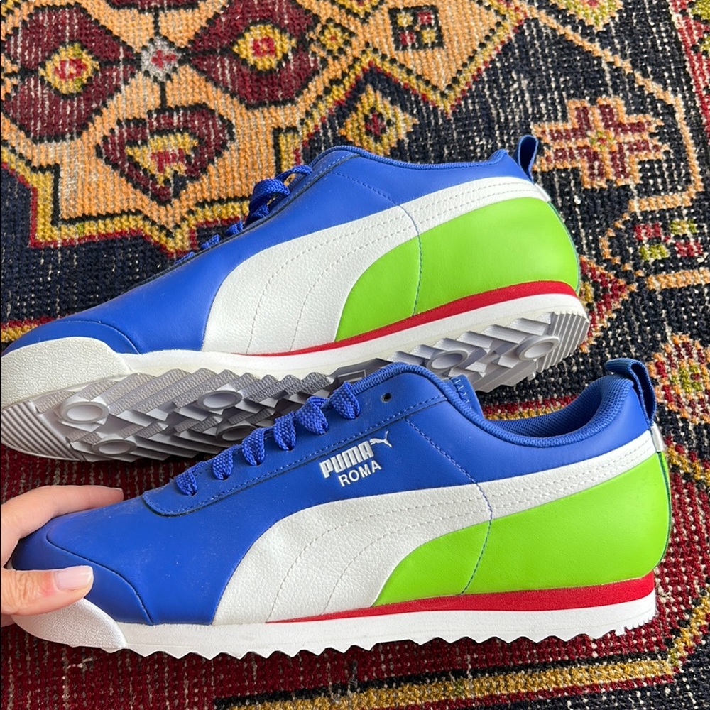 Puma Roma Sneakers – Blue, Green & White, Size 7.5 Women / 6 Men
